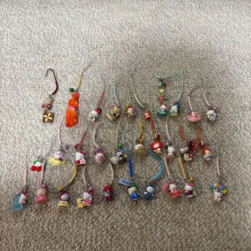 [ 레어 ] 지역 한정 헬로키티 스트랩 30개 묶음 판매