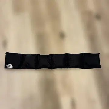 THE NORTH FACE 블랙 머플러