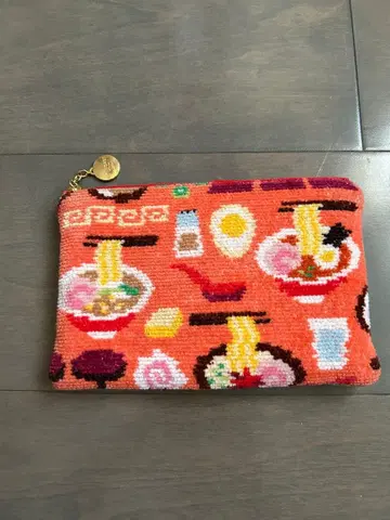 페이 파우치 라멘 패턴