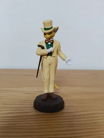 귀를 기울이면 바론 피규어 지브리