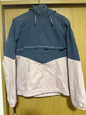 12/21까지 VOLCOM 여성용