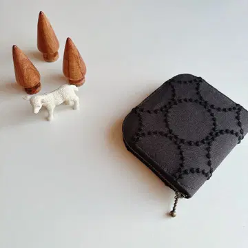 미나 페르호넨 컴팩트 지갑 핸드메이드