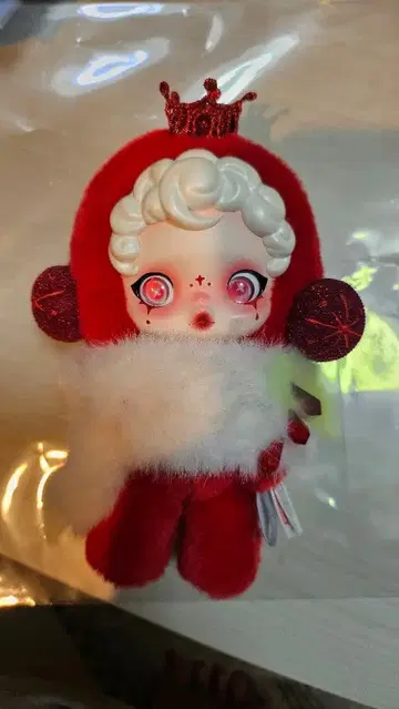 POP MART 빨간색 봉제 인형 귀도리 포함