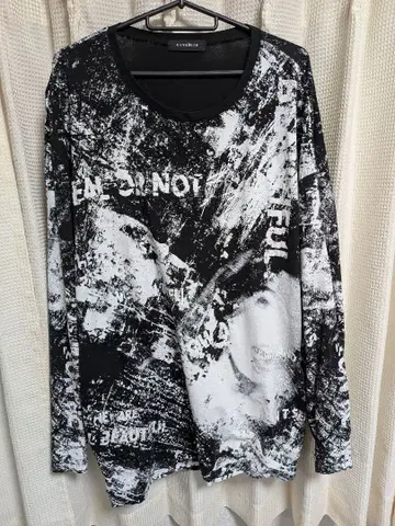 CIVARIZE 그래픽 긴팔 티셔츠