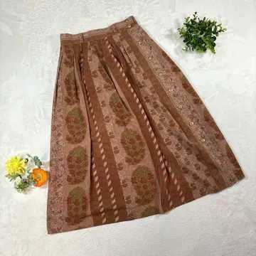 사유 있음 [코르디아] [40] 플레어 스커트 롱 기장 올 패턴 브라운