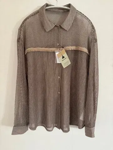 니코앤드 이번 시즌 택 포함 새상품 스트라이프 프린지 시어 셔츠 베이지