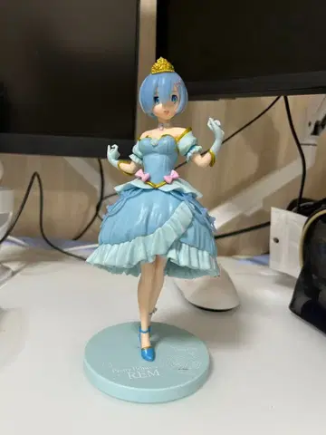 리제로 프린세스 렘 피규어