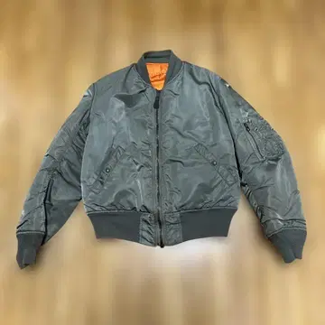 ALFHA INDUSTRIES MA-1 1968 복각