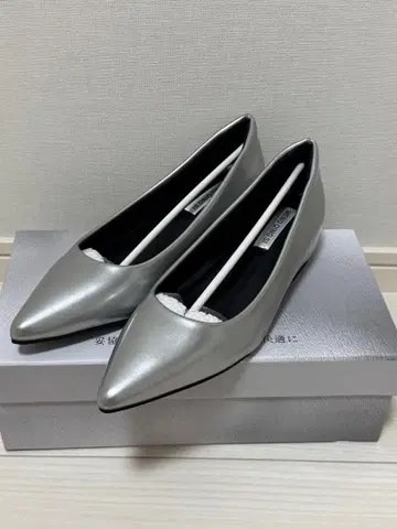 KENPOGEN 켄포겐 실버 스틸레토 펌프스