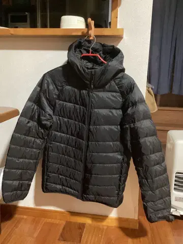 유니클로 울트라 라이트 다운 자켓 새상품급