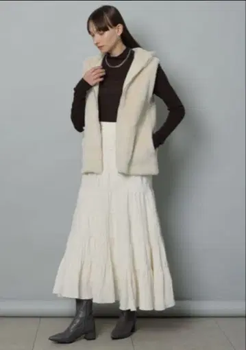 cadune 페더 접결 슬리브리스 베스트 사이즈 38 새상품급