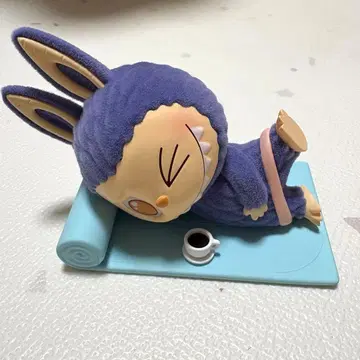 POP MART 러브브 요가