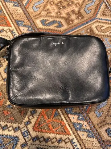 애니에스베 블랙 가죽 숄더백
