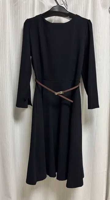 로페피크닉 블랙 원피스 사이즈 40