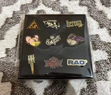 20주년 핀 배지 세트