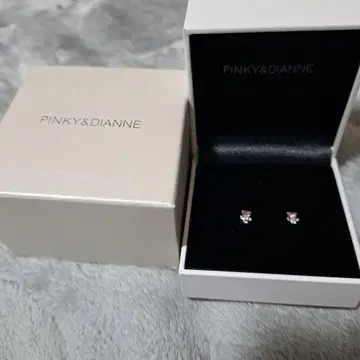 PINKY&DIANNE 귀걸이