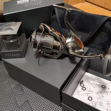 22 스텔라 3000MHG 컨디션 최상 여분 스풀