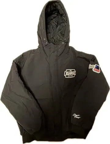 XLARGE 블랙 다운 자켓