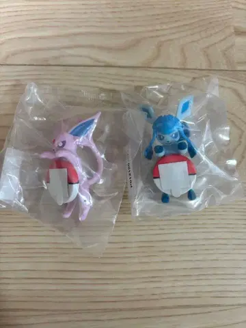 포켓몬 제일복권 F상 길거리 산책 챠라링 프렌즈 에브이 글레이시아