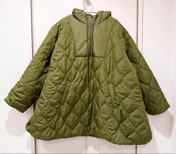 카키 퀼팅 자켓 후드 부착