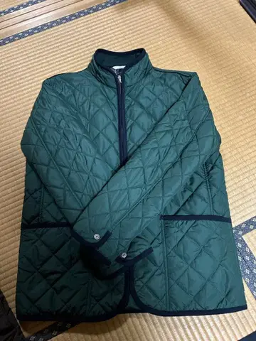 다크 그린 퀼팅 자켓