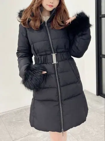 RESEXXY 후드 부착 다운 자켓