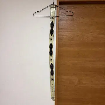 HTC 스터드 벨트