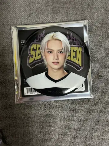 SEVENTEEN 캔뱃지 준 HOME