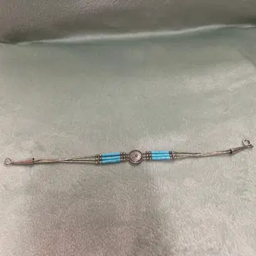 터콰이즈와 실버의 팔찌