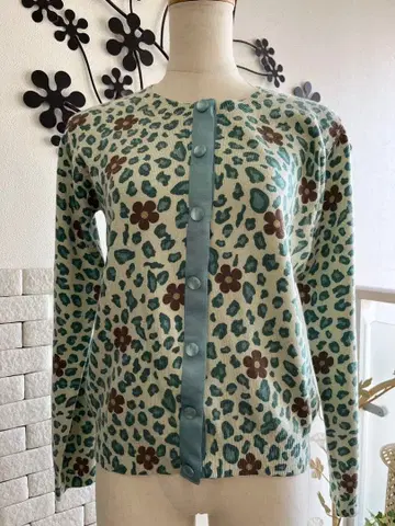 미사용 새상품 갤러리 비스콘티 가디건