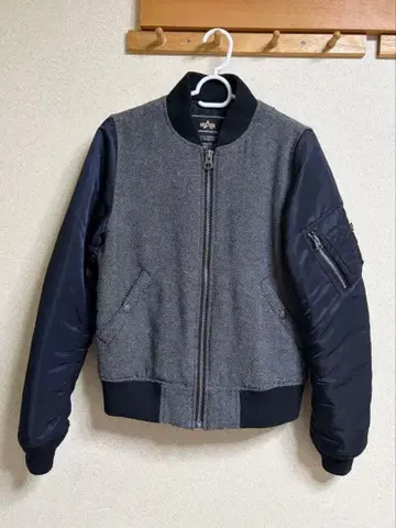 레어 알파인더스트리 MA-1 헤링본 블랙 봄버 자켓