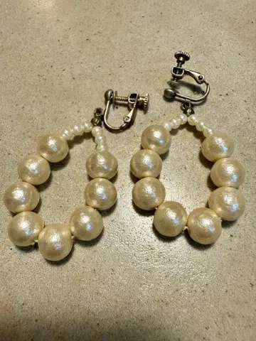 petit robe noire 코튼 펄 귀찌