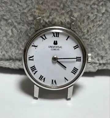 UNIVERSAL GENEVE 유니버셜 제네바 수동 와인딩 시계