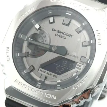 미사용 새상품! 카시오 G-SHOCK GM-2100-1AJF