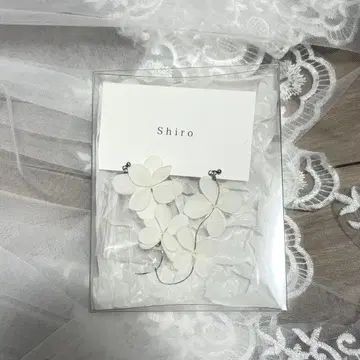 [ 거의 미사용 ] Shiro 귀걸이 브라이덜 액세서리 Clematis