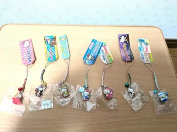 레어 지역 한정 헬로키티 스트랩 묶음 판매