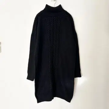 니트 원피스 블랙 터틀넥 케이블 짜임