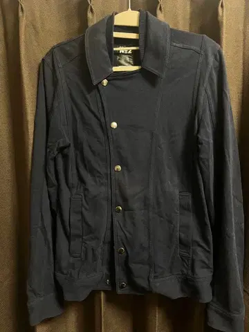 미니멀리스트 브랜드 의류 일괄 염가 판매