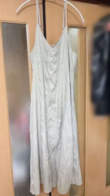 슬리브리스 롱 원피스 라이트 그레이