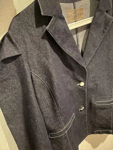 Honey mi honey 허니미허니의 다크 블루 데님 자켓