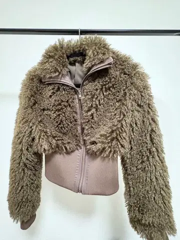 브라운 플리스 크롭 자켓