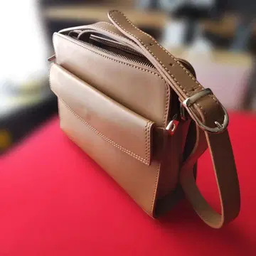 FRAMeWORK 프레임워크 MILOS 별주 스퀘어 숄더