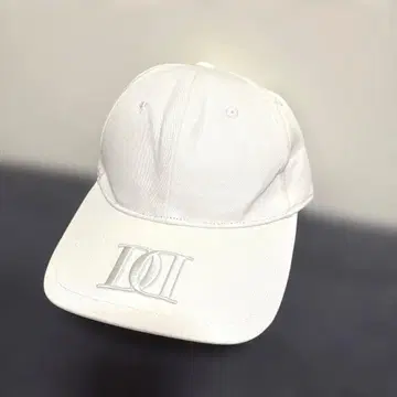 다리치 캡 화이트 화이트 롱 브림 로고캡 Darich