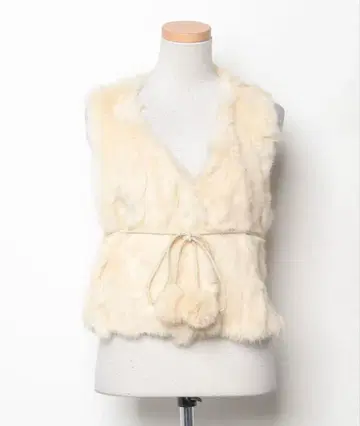 아이보리 퍼 V넥 베스트