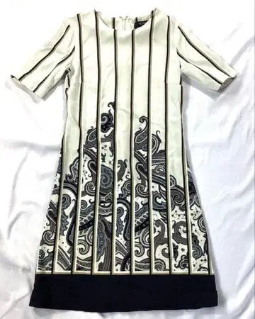 에트로 무릎 기장 원피스