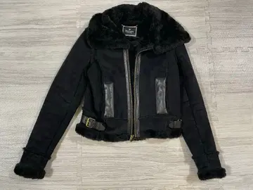 쥬시 꾸뛰르 블랙 퍼 무스탕 코트