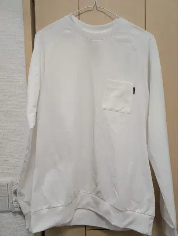 THE NORTH FACE 화이트 T셔츠 M사이즈