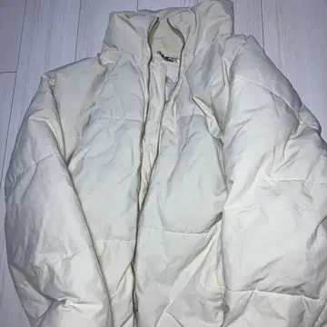 ADRER 아들러 화이트 다운 자켓