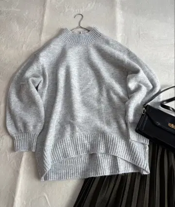 새상품급 글로벌 워크 포근 하이넥 니트 그레이 L 사이즈 상의 스웨터