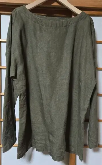 wafu 린넨 긴팔 오프숄더 상의 올리브